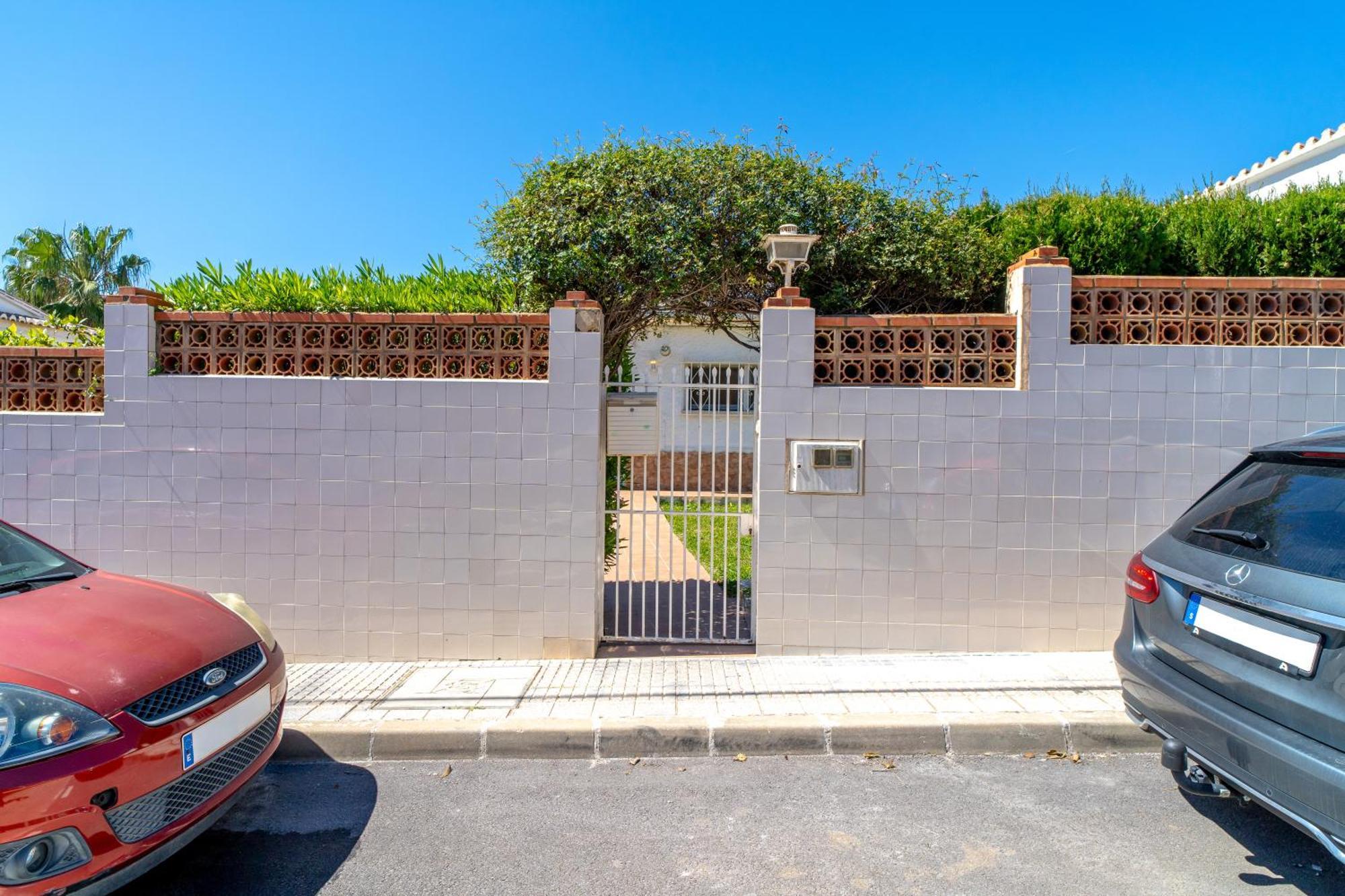 Villa Sevilla Casasol Нерха Экстерьер фото